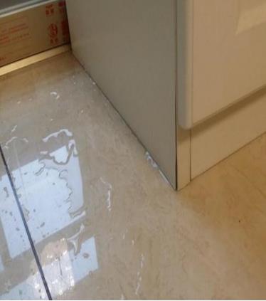 铁锋漏水检测 厕所漏水怎么检测?